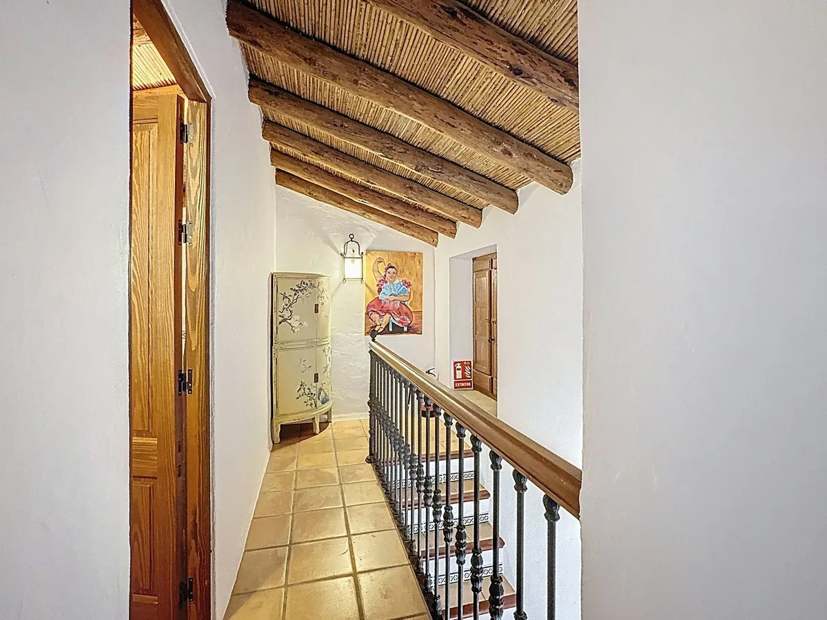 75271668-3e59-48d1-96d9-5fe94dc5dba8