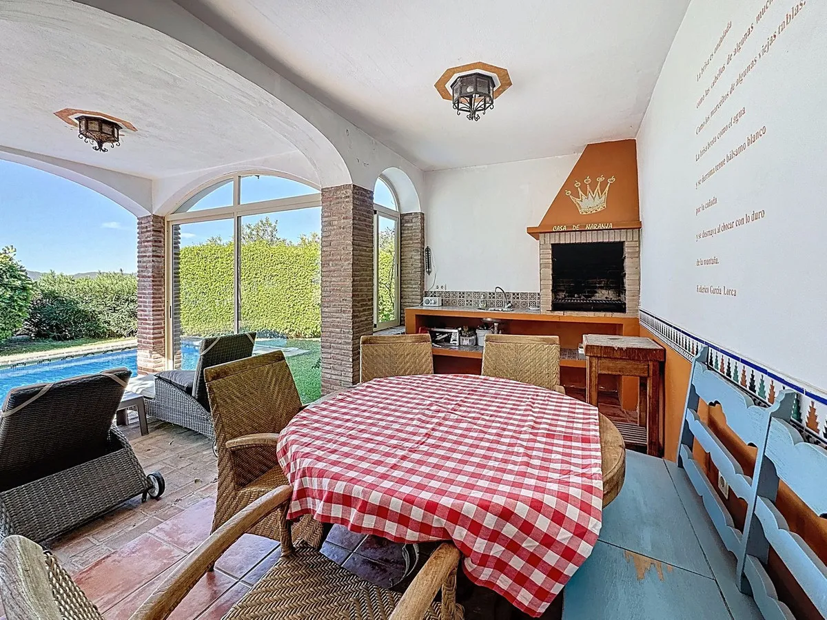 78395f90-6959-463c-b7c8-d467b4ec1f4e