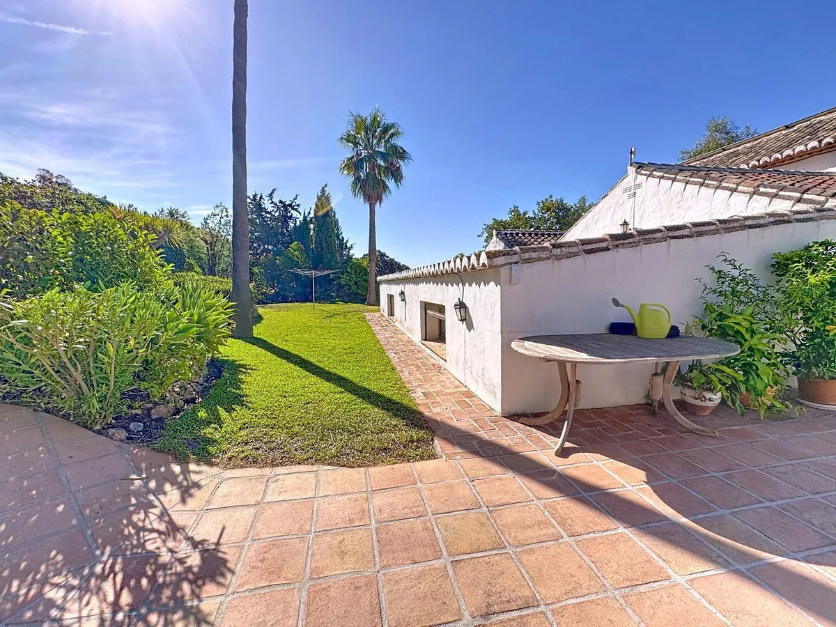 8ce53c9d-d41c-4702-bba6-5cd38497004b