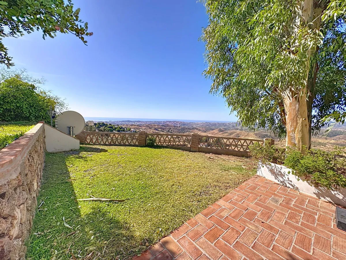 af7c5aea-2677-4bfb-b81a-a3caeeeaa946