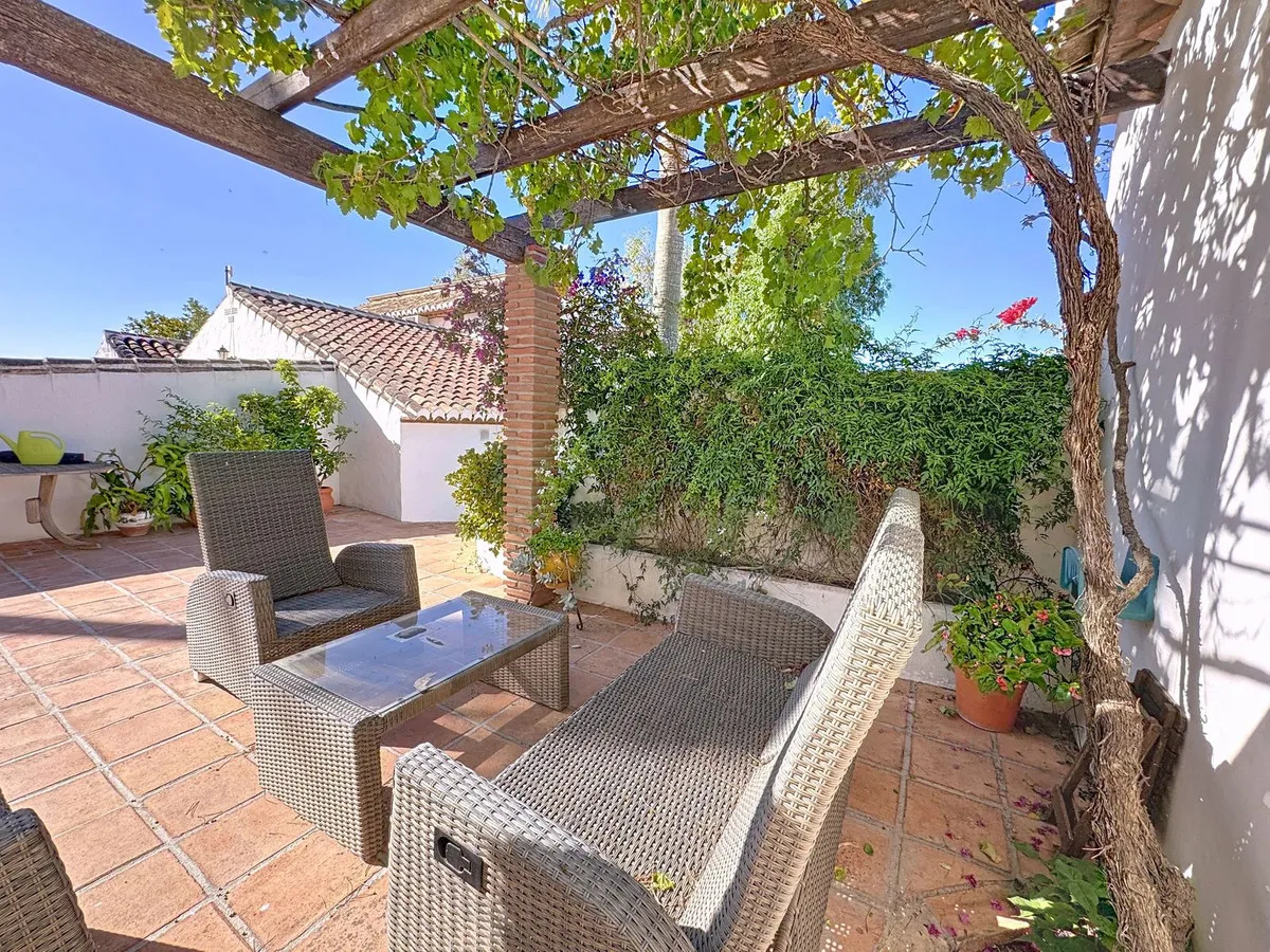 bb5d893b-cf5b-4b0e-80de-6b24c03f805d