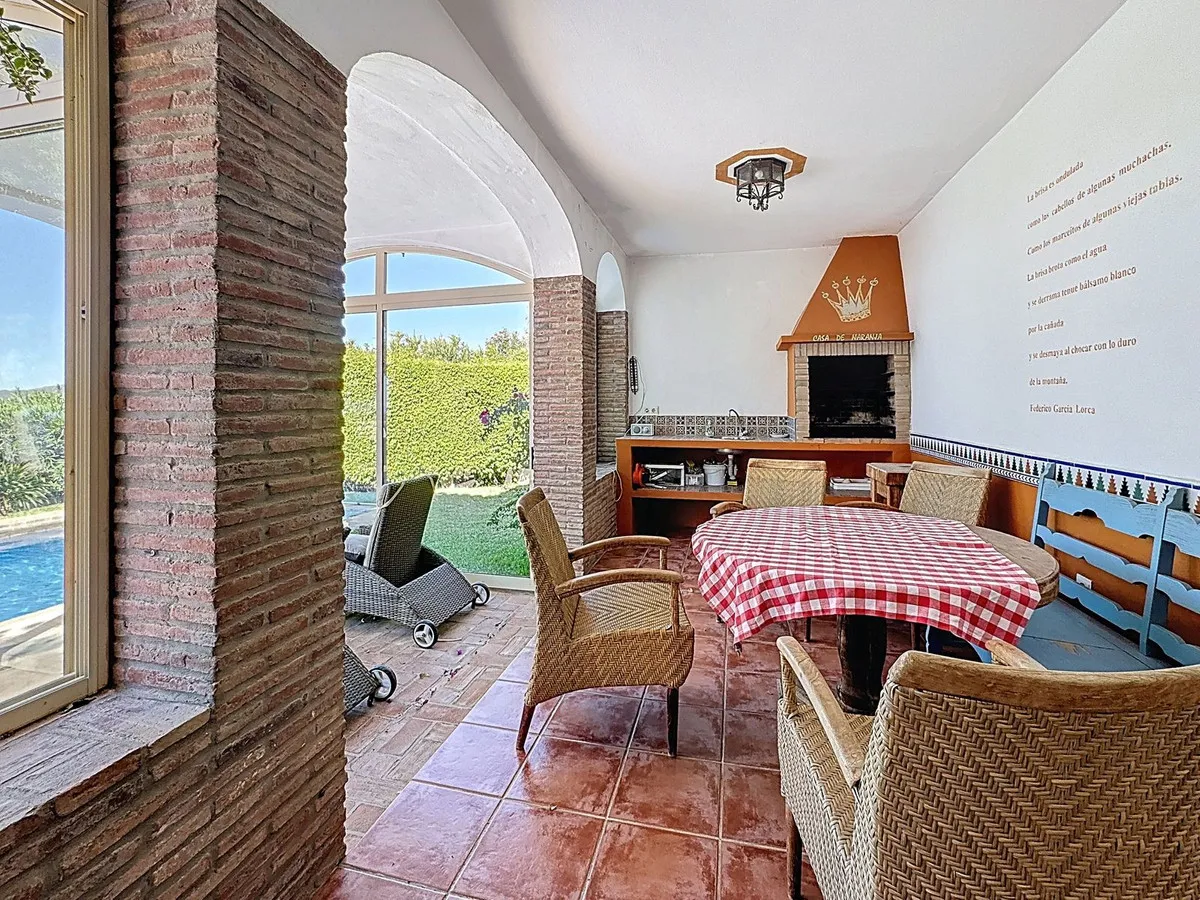 dde44cf5-7660-41db-9621-99f8fac53b92