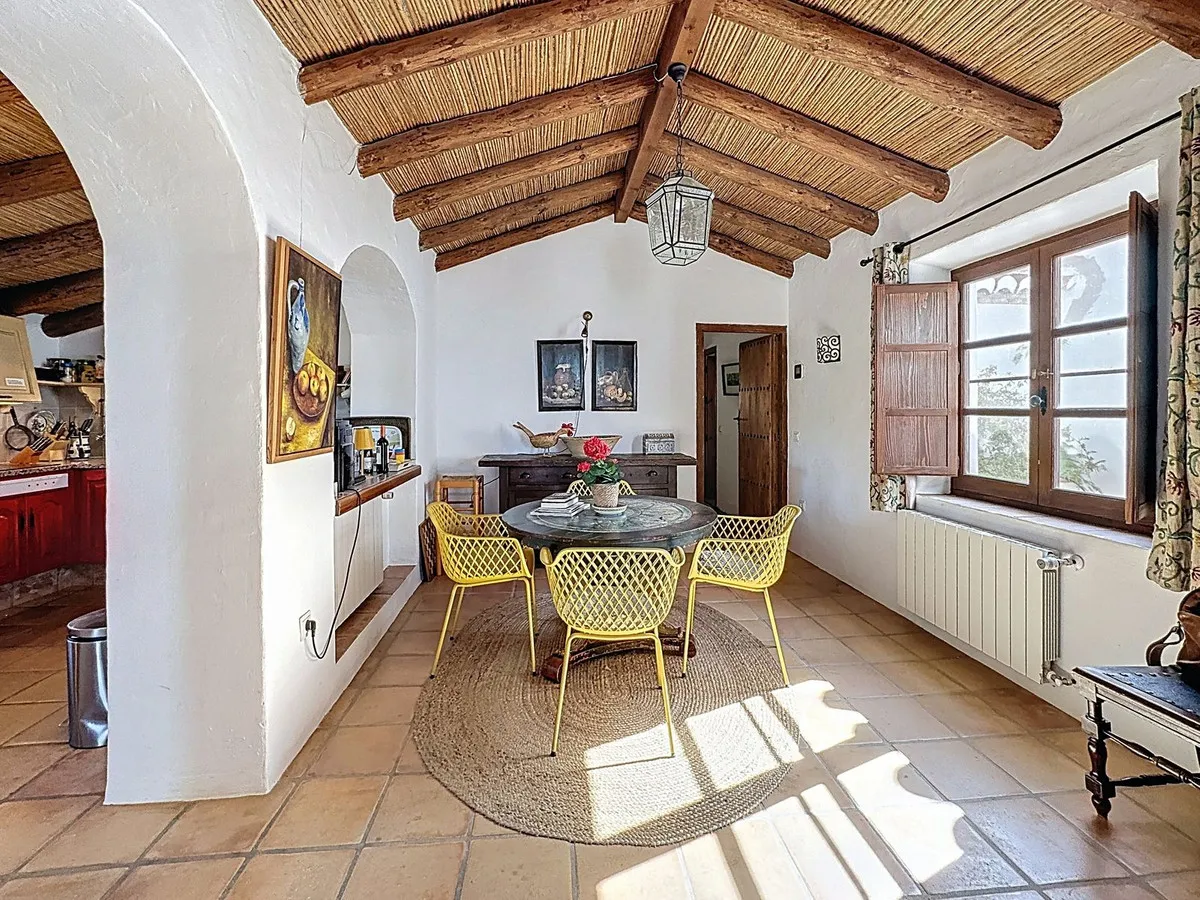 ee09855a-6208-464d-b0e2-f938e3b54782