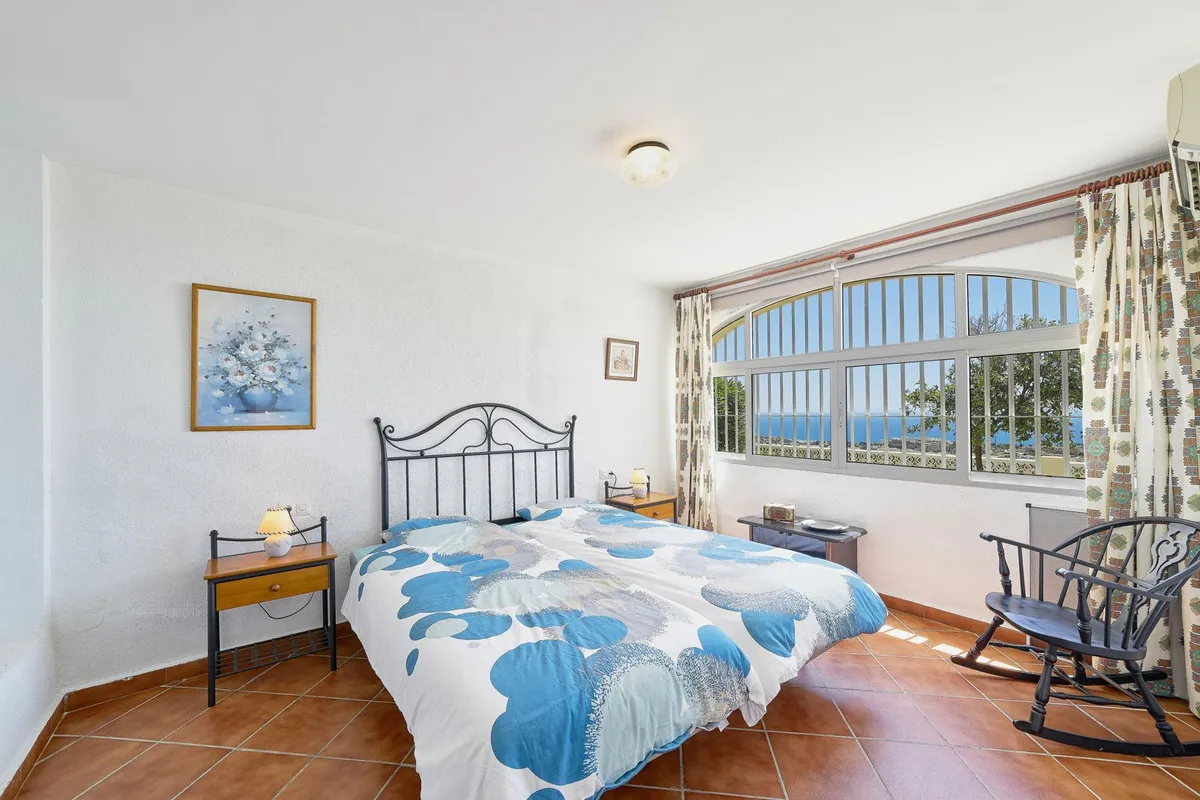 4d1231ed-5b59-4581-abab-f3d4487ef7ad