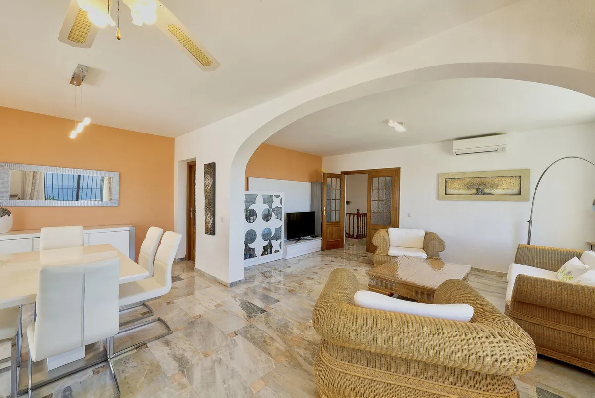 825dc0d1-4bcc-434f-90fc-157afcf92b27