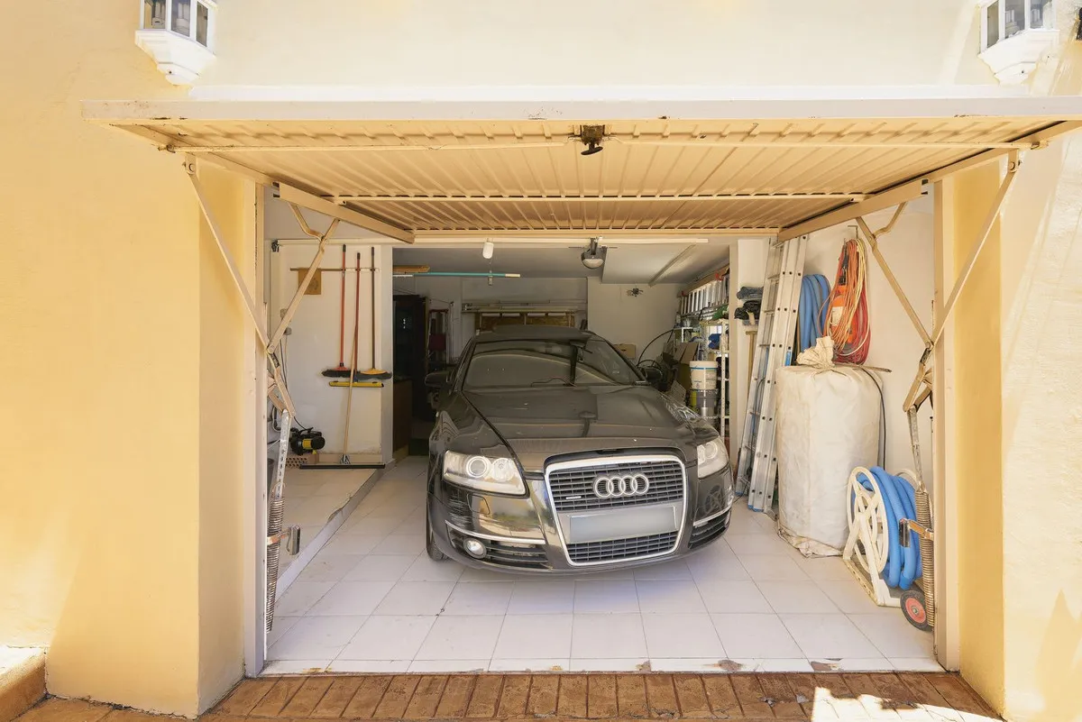 8975ca89-9eea-4ba0-8444-13de70611092