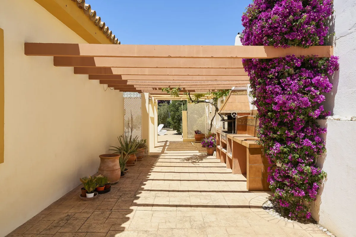 c89d64fb-c063-407f-851f-2804965d0d0f