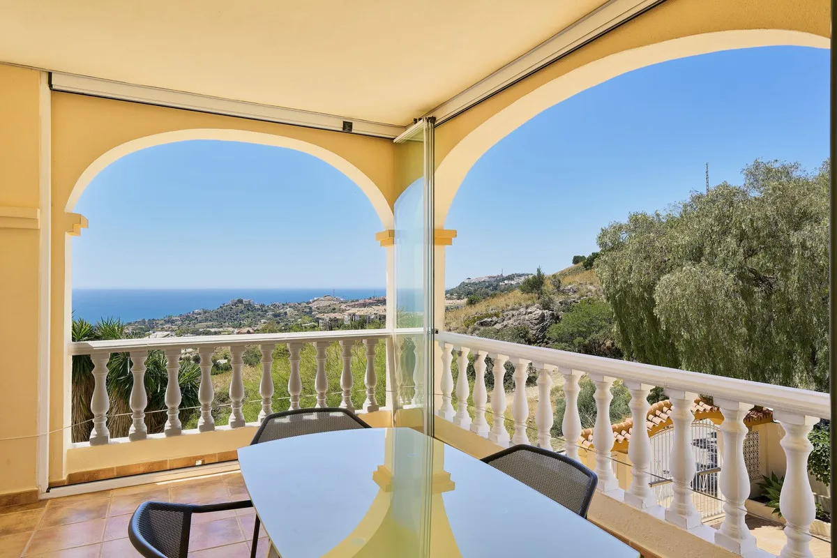 de0fdc5d-c023-4e5d-aaf4-979f06a3c767