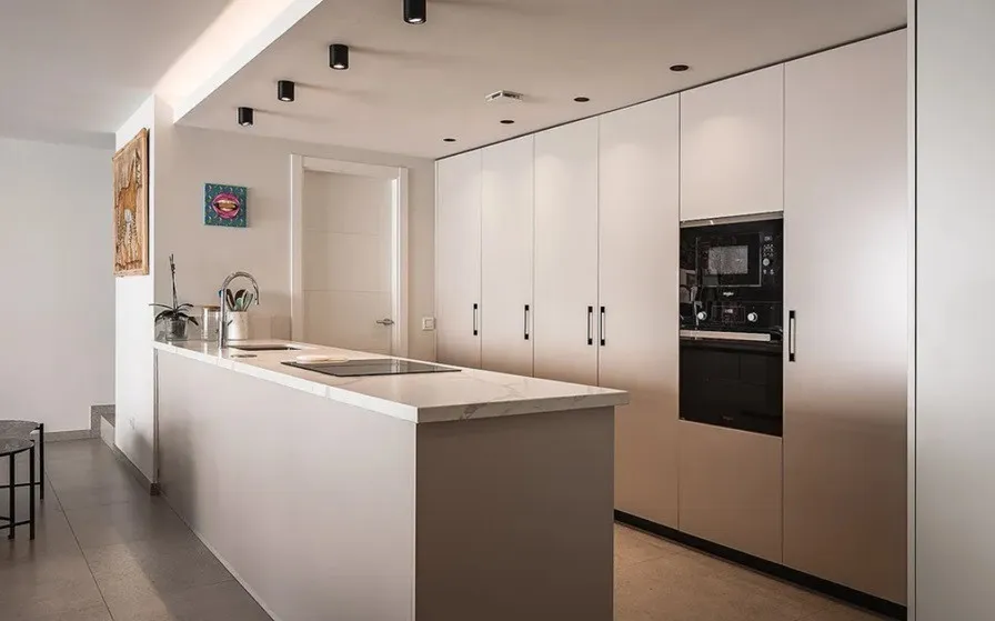 6740bbde-7b97-4c4f-87e0-7fd285ea7293