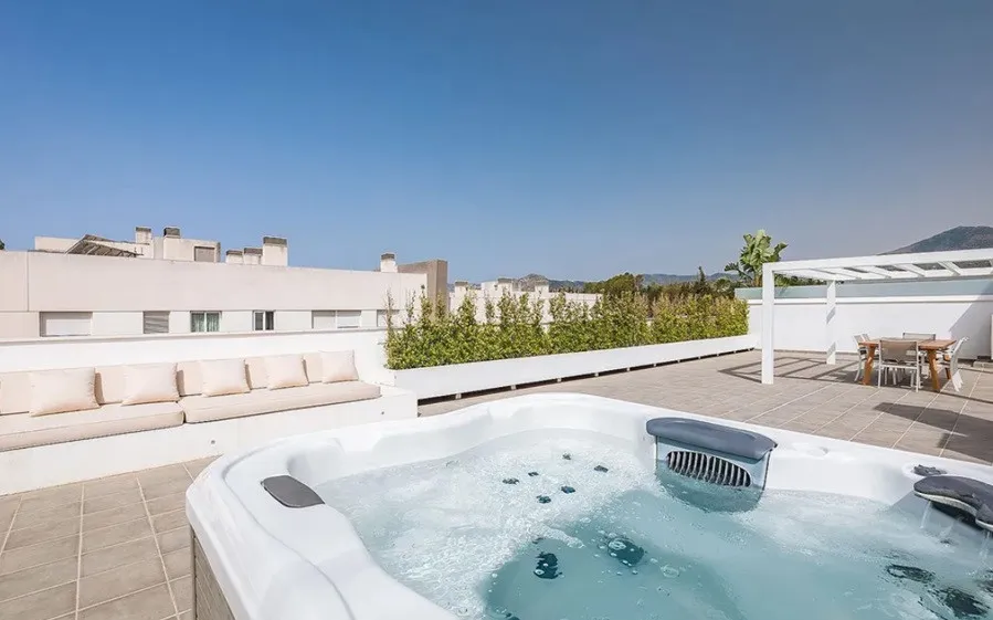 aeb6d7e3-7de4-4e49-ad2a-bcb1445b5895