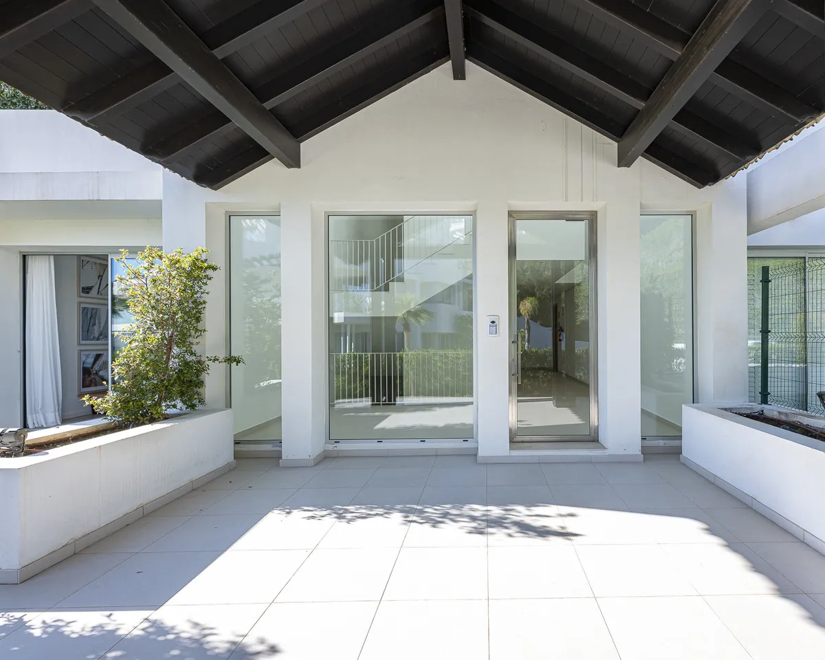 06307f6f-4aae-45d4-8df2-0828631da40f