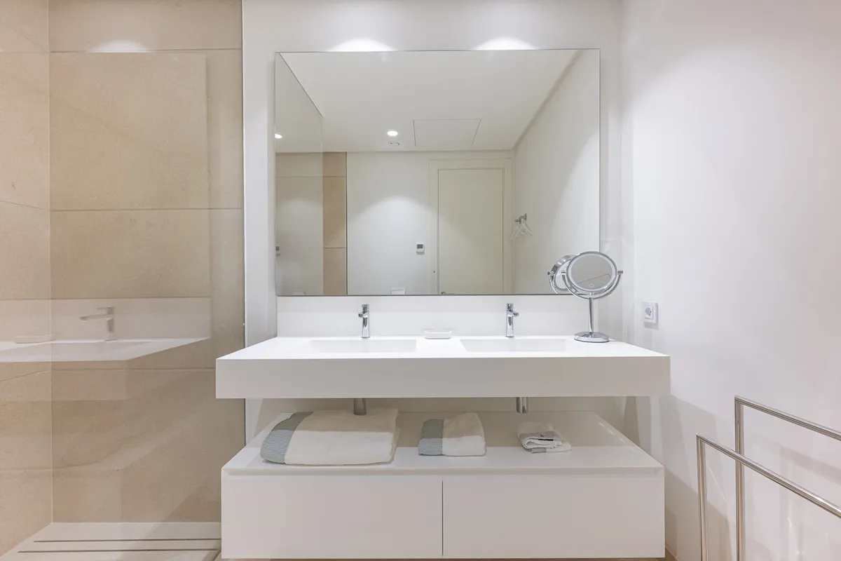 27cd758e-3594-49c5-a085-311c65fe5bf5