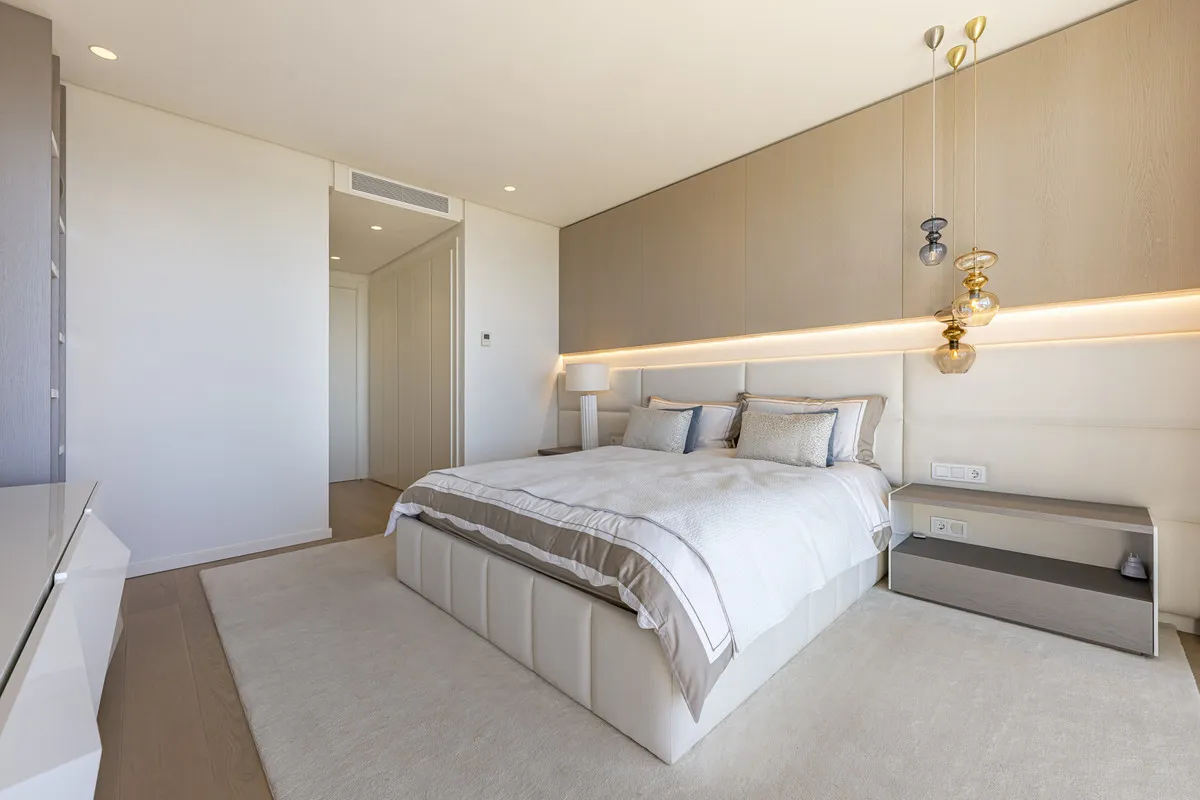 84dec277-75a7-4412-b853-563d5ccb3be5