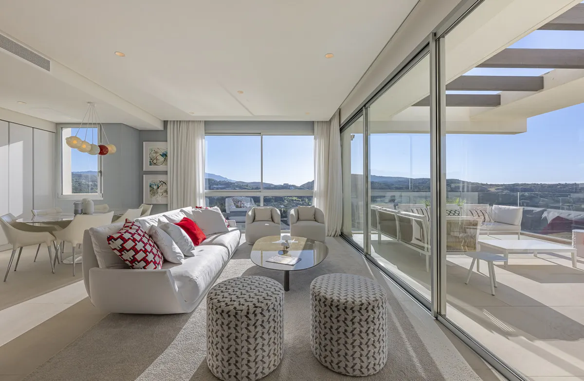 8fe424dd-d2f3-4f30-98a6-ba5d531daa02