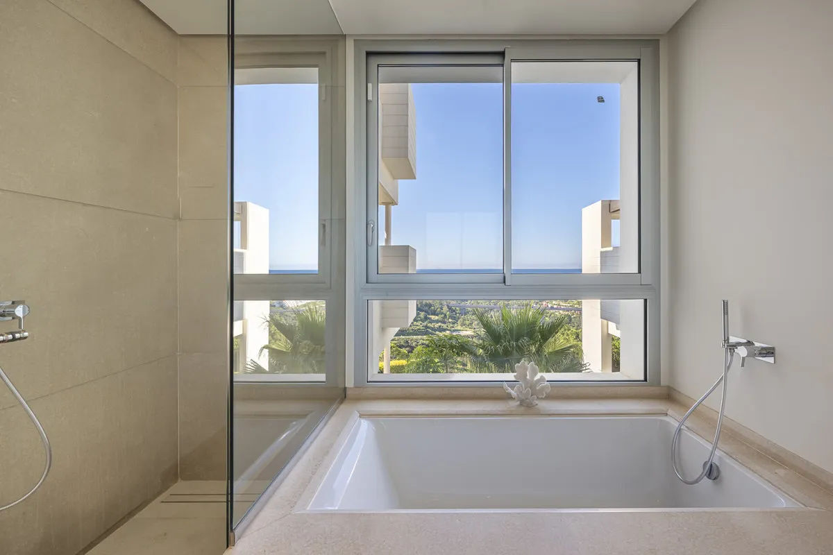 d1954738-dc45-443e-8ac5-33a6111eb24a