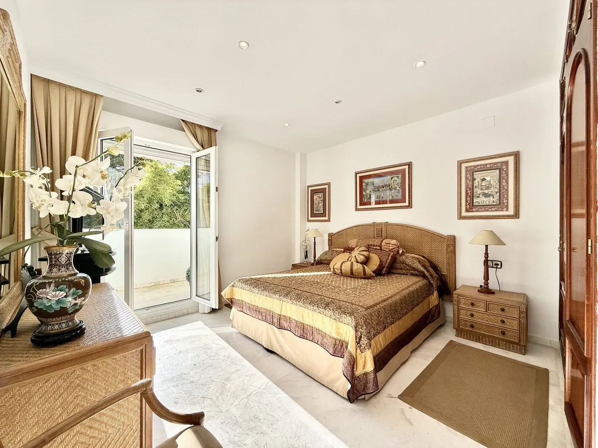 010018af-c25a-4eb0-978c-9840e941e306