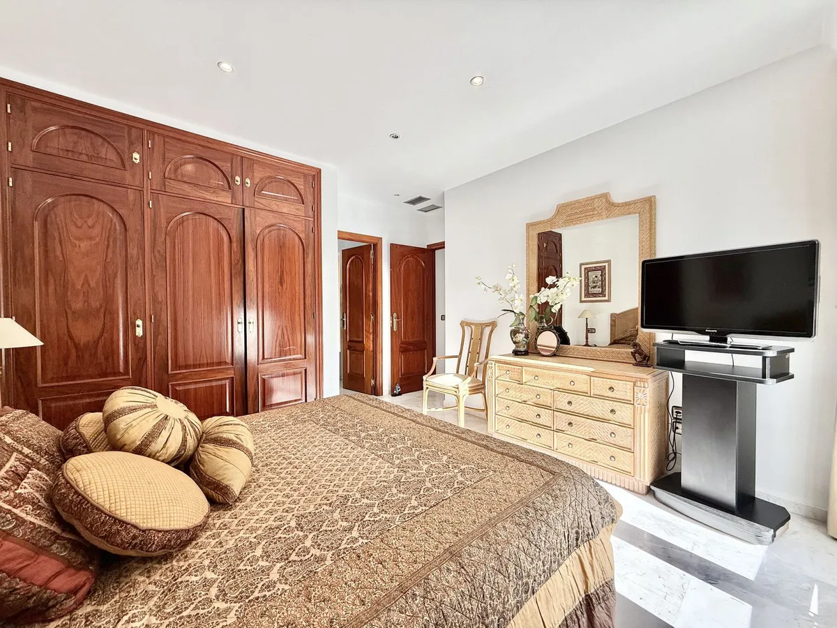 a36da172-7ce4-4119-8273-feeecec57840