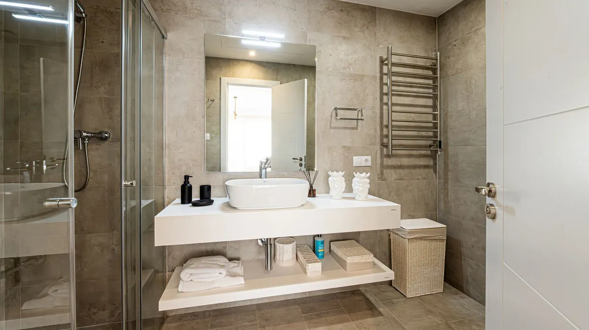 2ac503cb-f075-4412-978e-e627e6654d11