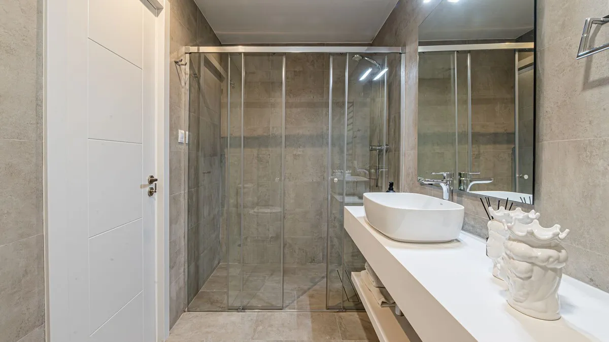 33182a61-9748-4575-ad31-2ccd9870845a