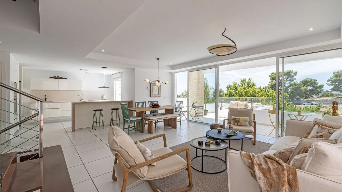 365201bb-282e-457a-8ed3-294ca7a63c38