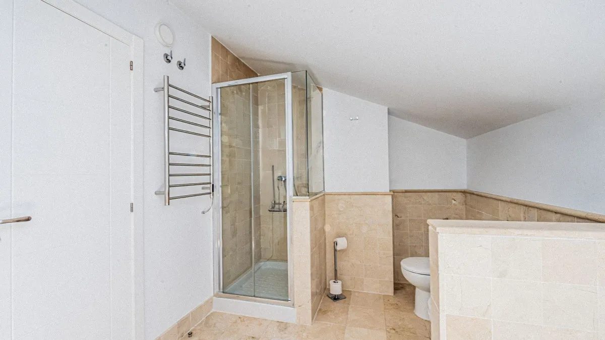 65d7281d-47bb-48e8-86fa-4f5a665c4813