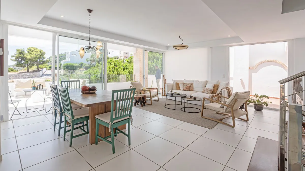 75fc9f1d-573d-476a-82bb-bbd42cdd9707