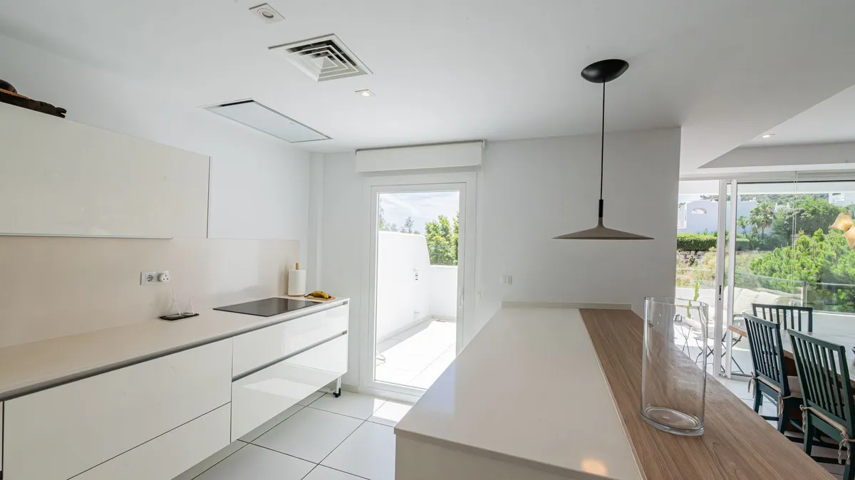 f80d4d7e-88df-4cd5-b93a-6d1f005240ba