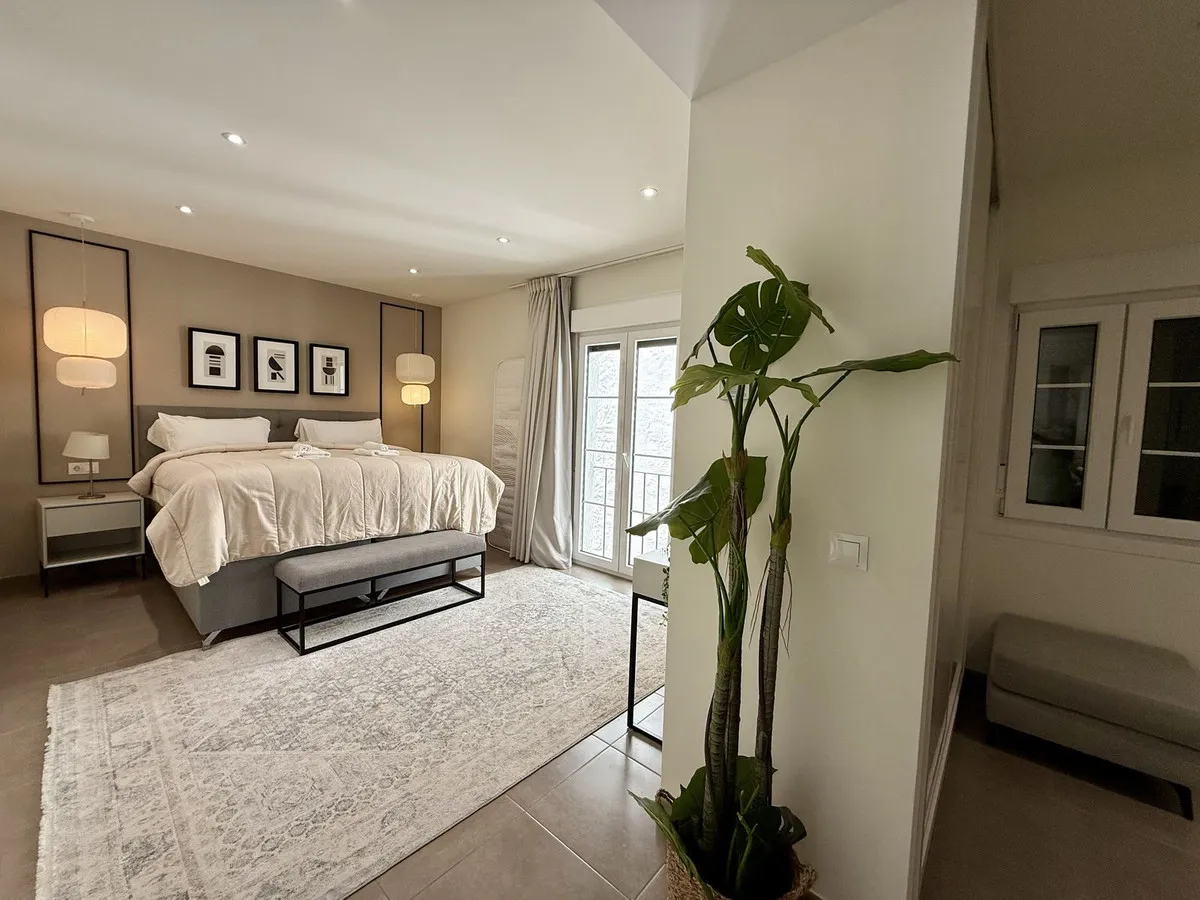 4c86be25-9b05-449f-afe3-026391b07106