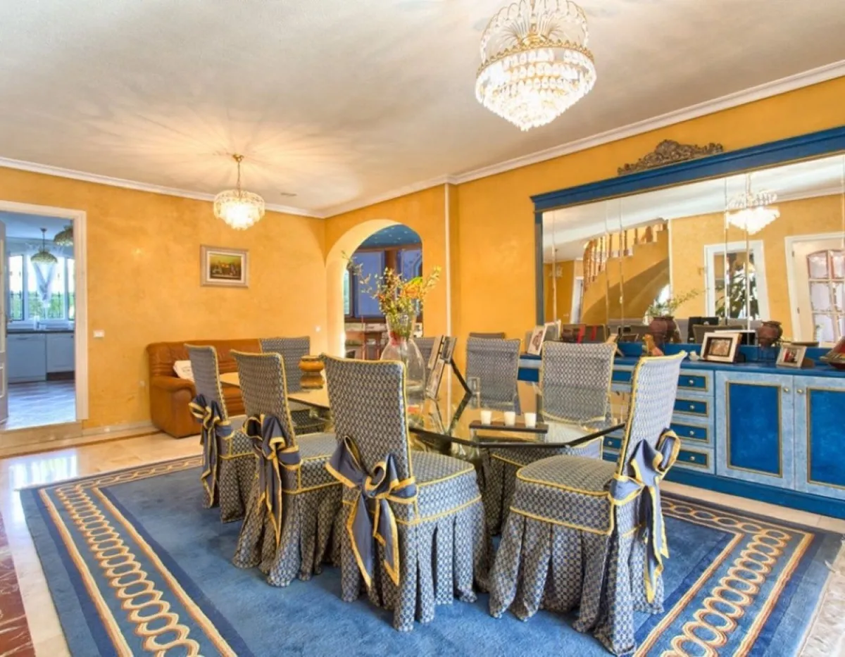 15f97e90-df8b-4b50-8e69-f8797549315f