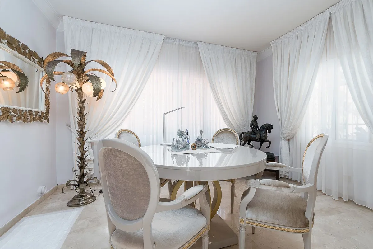 4c9a6a5b-1c4c-4564-b0e9-d79b1a456b99