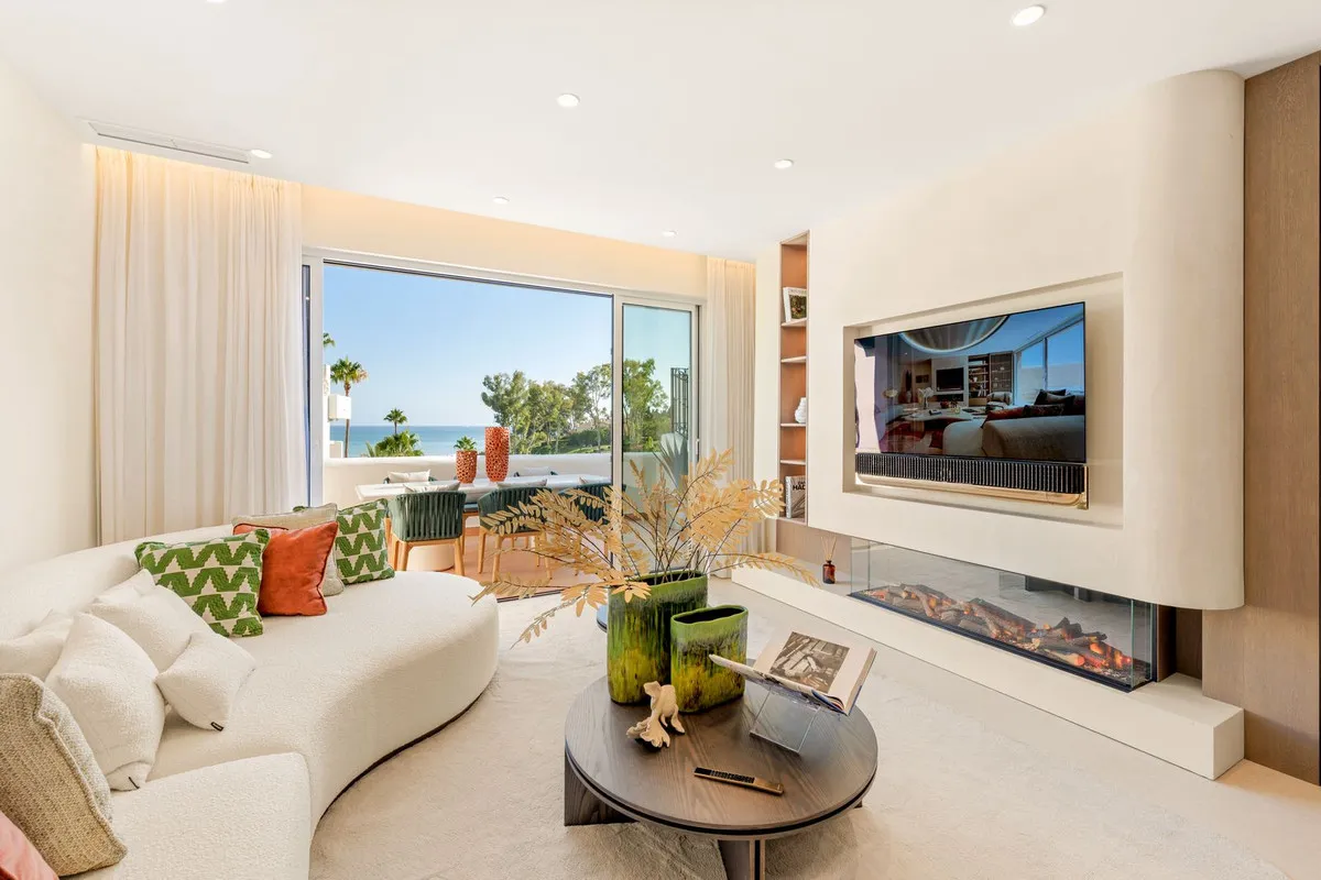 ba805ad4-83cc-469c-b21d-f0f04e297bab