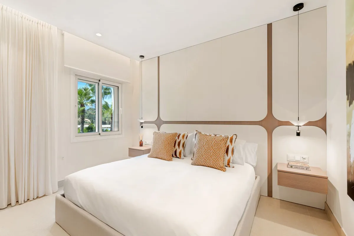 f693149d-5c24-4e4c-819e-24900f7013b8