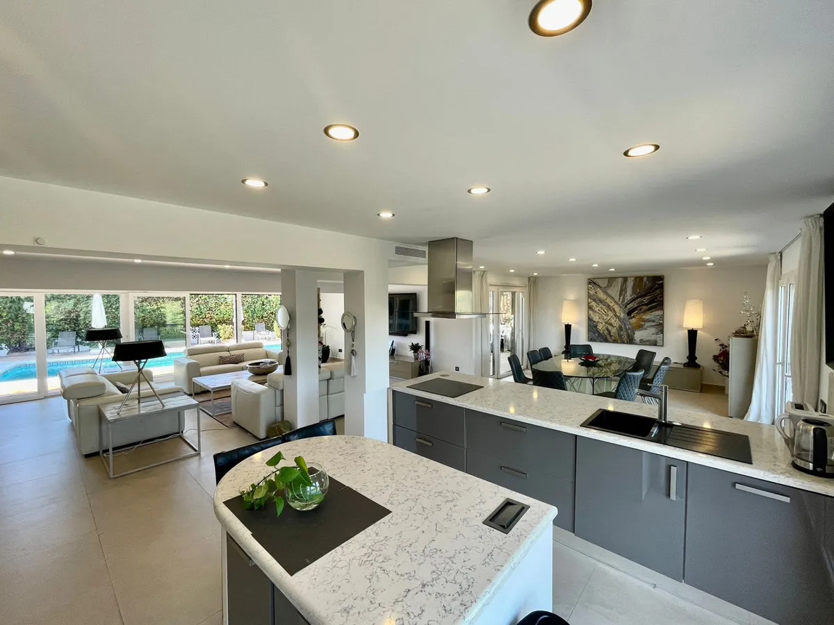 da523a99-477e-49b0-a19a-abfb70ae6eee