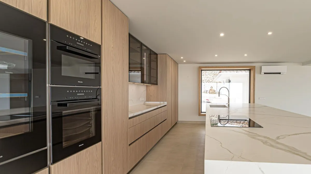 03d5b58d-a8a8-419b-8285-b4bc66ae8d12