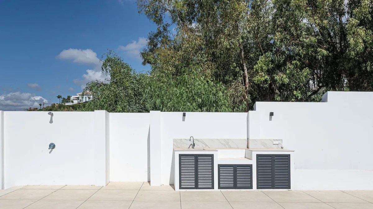 16679e8b-8fdc-4dbf-be83-526f35d4507a