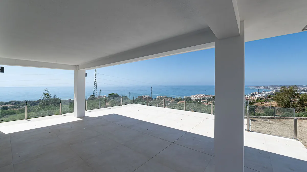 170e2a81-44ae-440b-b9c7-383047cc7e43