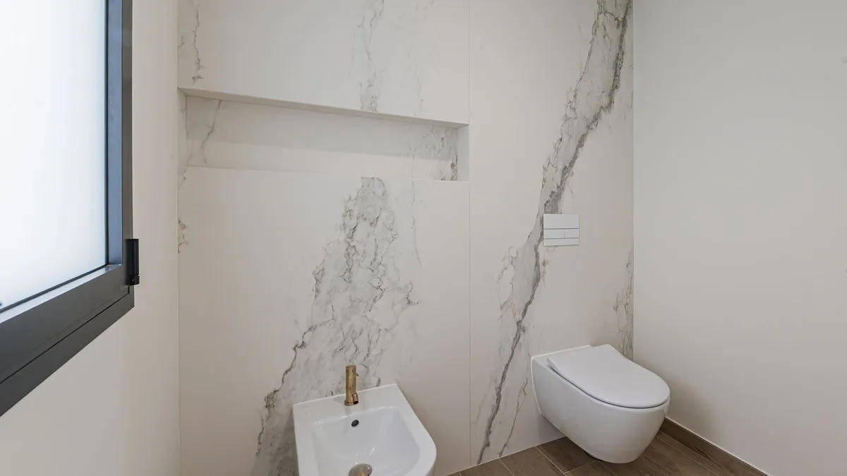 1d3fc379-0e60-4227-9428-7abce7df794b