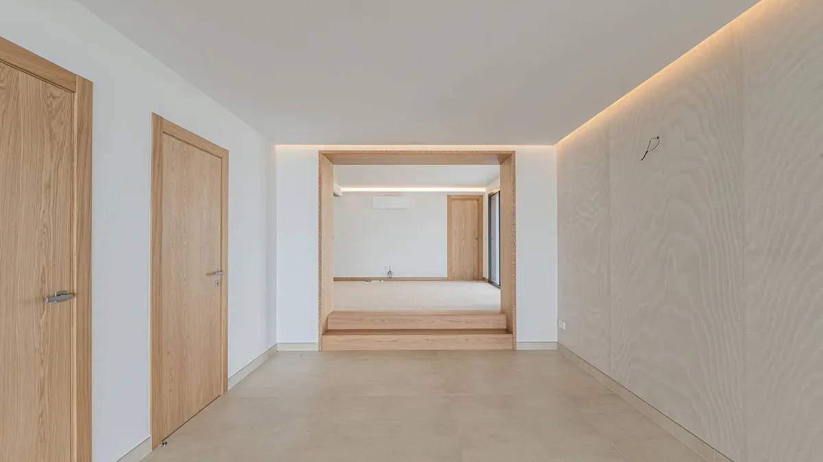 23e76975-62d3-4646-becd-9c44b5d44e40