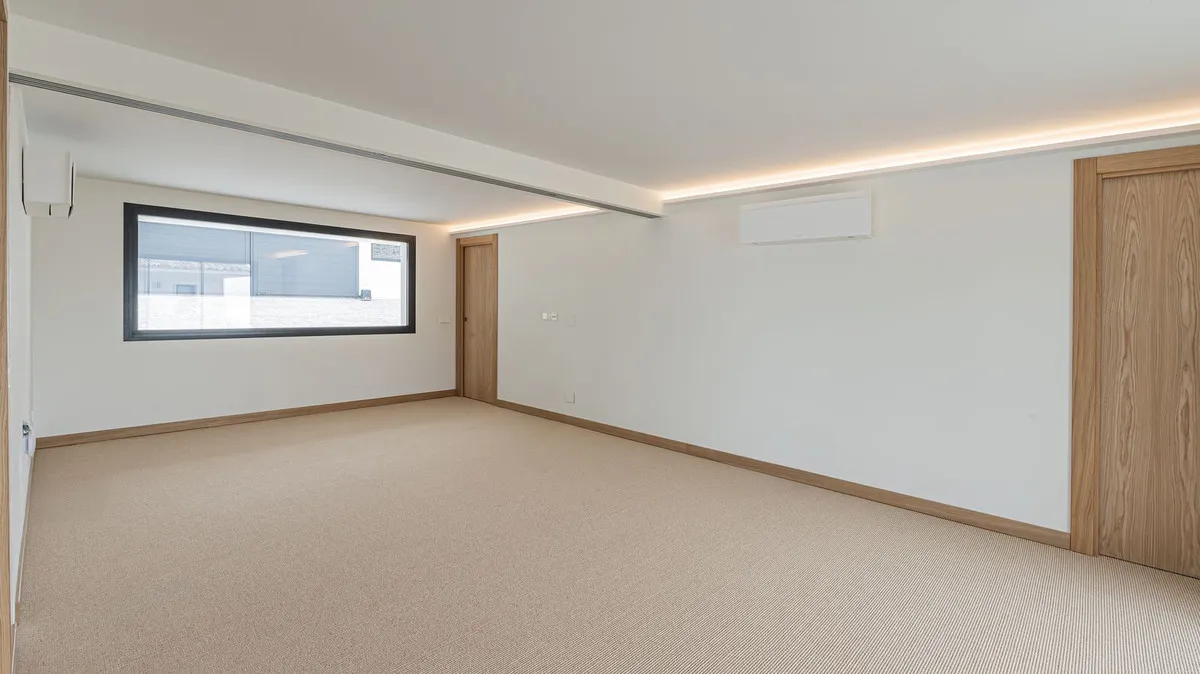 828c96b8-ef4c-4f38-812b-aa43d08a9107