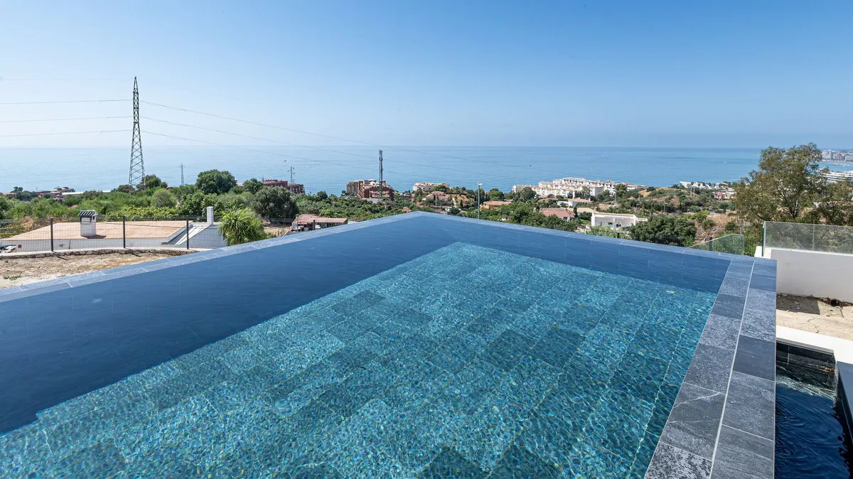 9247473a-2f76-4f2b-a523-483785216451