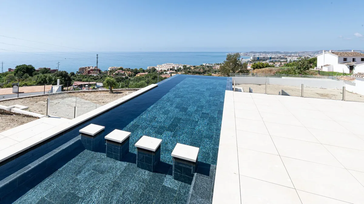 e0b277f2-7d6c-4153-b6e3-cfa3a77c4234