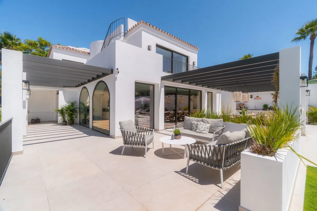 21da87ec-53a5-496b-b05b-3172411a606b