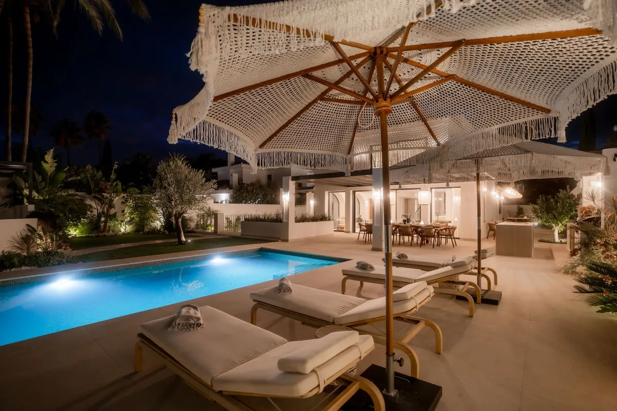 d90e7c2d-e0fe-416a-9f56-9a924d5e9822