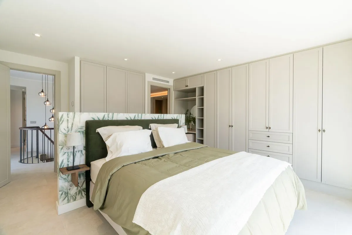 ec058f44-29f7-4266-bef2-bbd0bbe76620