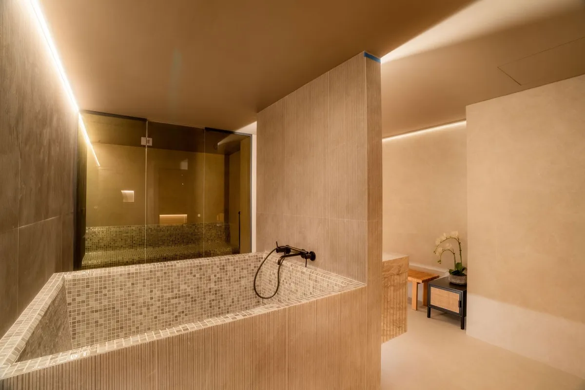 f72231b0-09a2-4a54-8851-7c15c850afe0