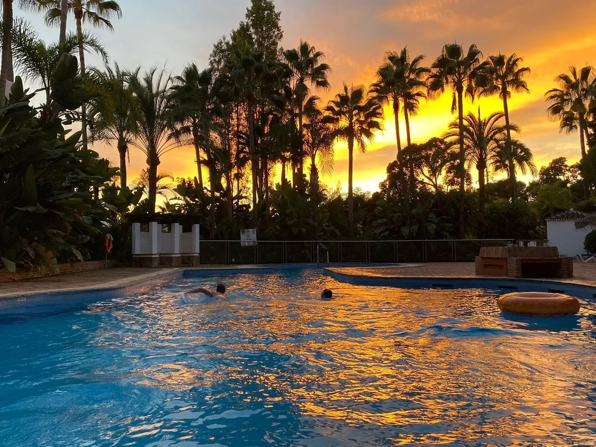 060a3037-1cfe-4a46-8c12-3c90b12c00a5