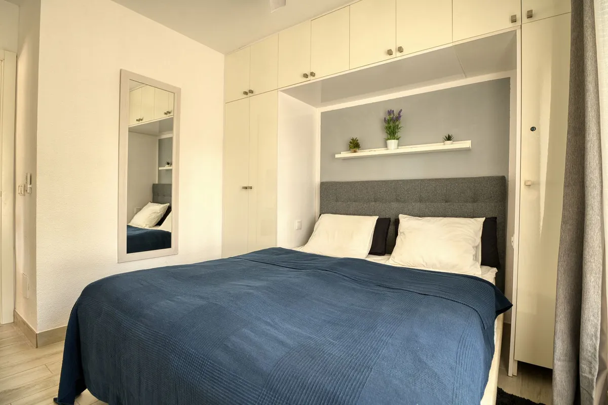 0f155dd6-dcf9-42b0-867a-31d394f82892