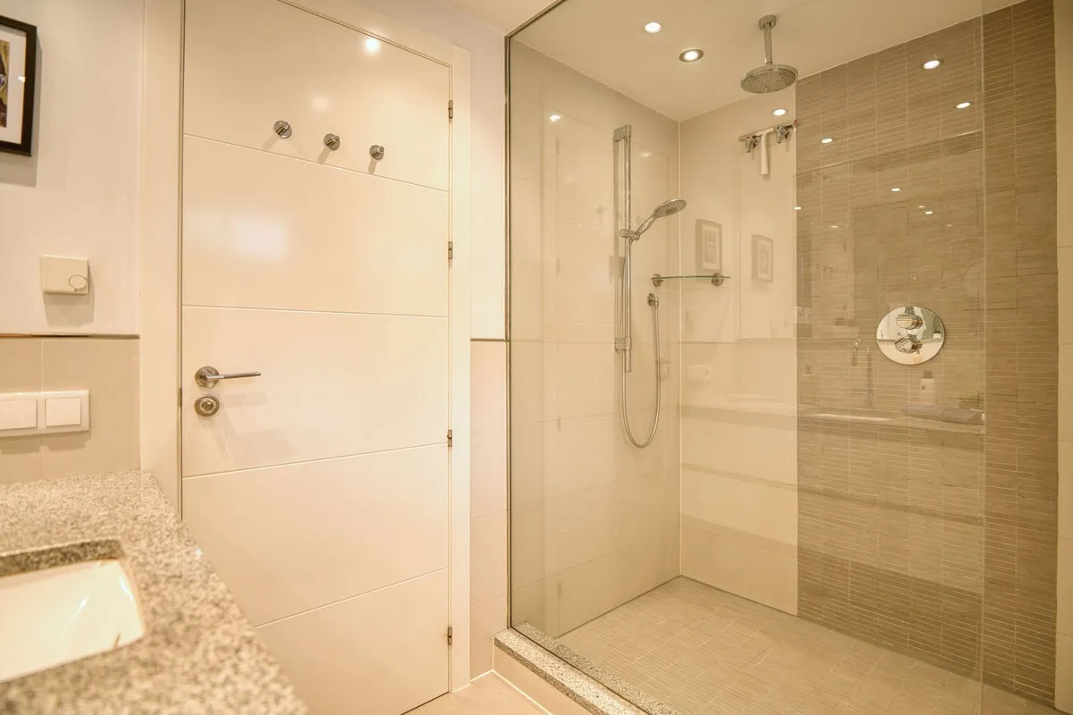 17112665-296e-4808-a883-f4558f0bd8a9