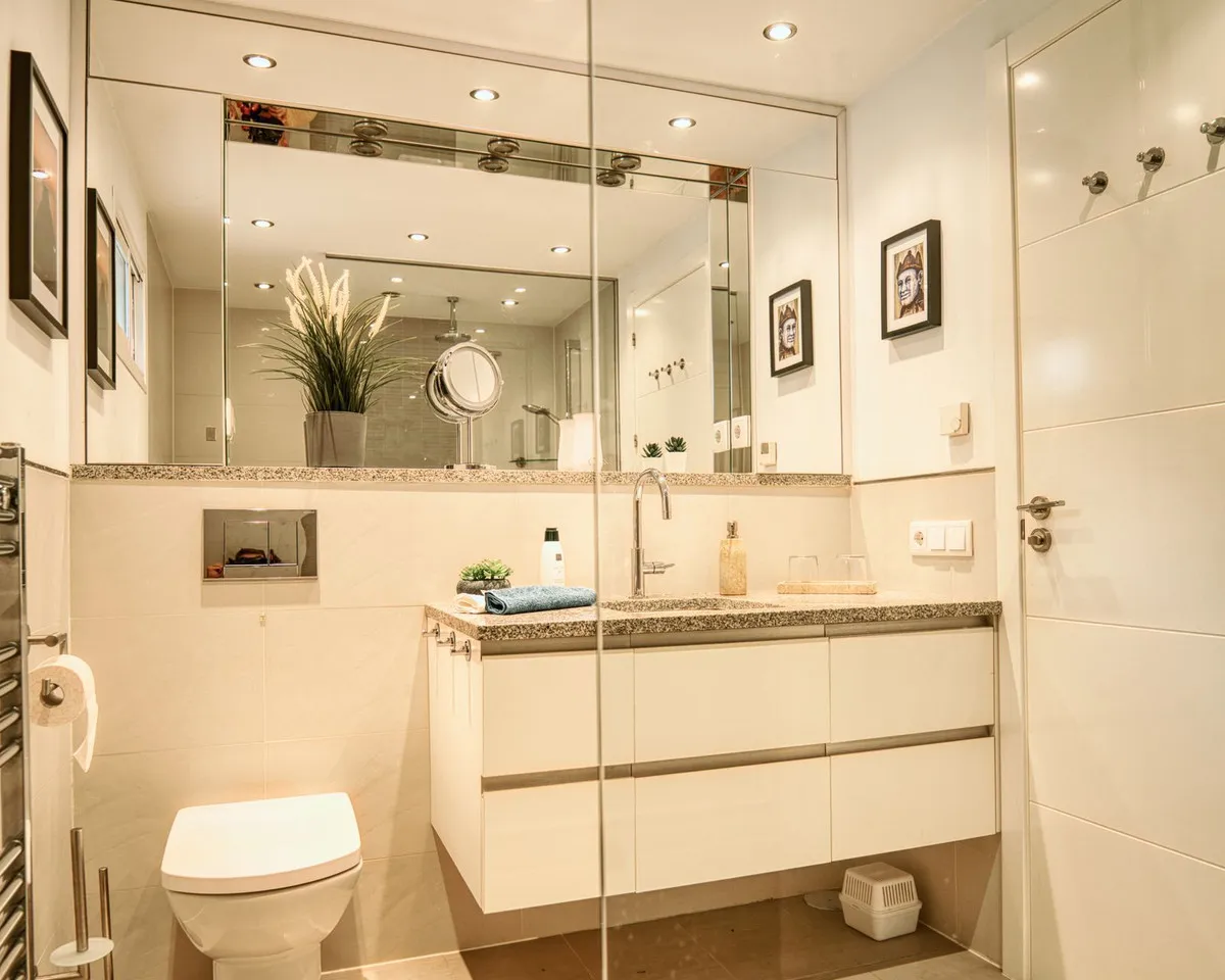 3398c526-40af-40d9-b5ed-1b10332f26e8