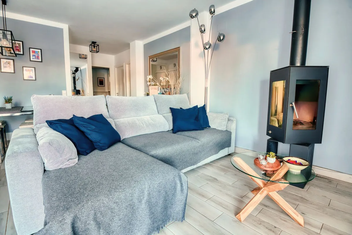 a16714c1-0522-4eec-aa8f-a9077b9c5ccc